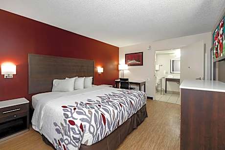 Deluxe King Room Disability Access - Non-Smoking