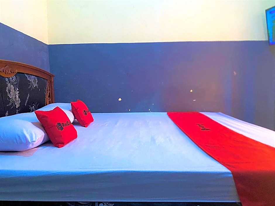 RedDoorz @ Wisma Sentosa Palopo