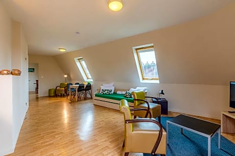 1 Bedroom Apartment