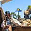 Days Inn by Wyndham Panama City Beach/Ocean Front