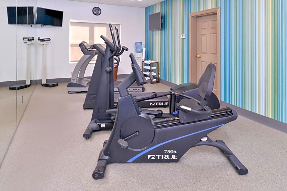Holiday Inn Express Hotel & Suites St. Louis West-O'Fallon, an IHG Hotel