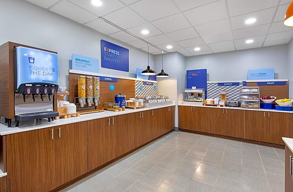 Holiday Inn Express Hurricane Mills Waverly By IHG