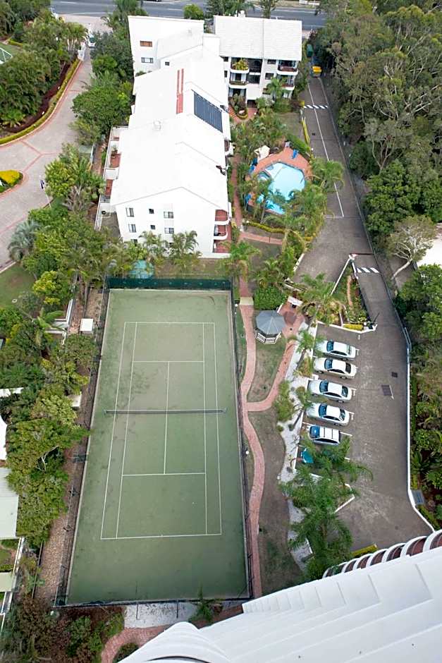 Broadwater Shores Waterfront Apartments