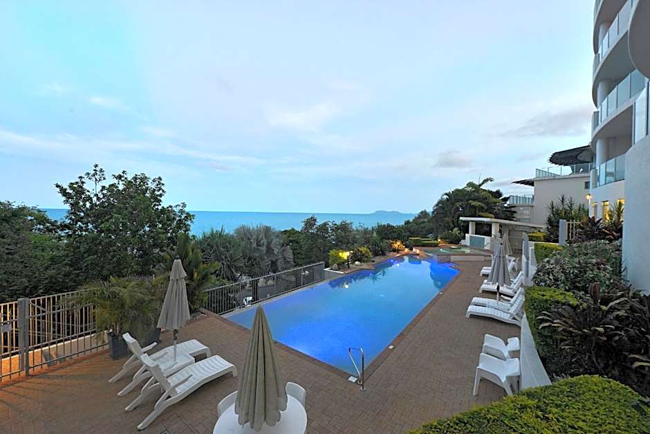 Bellevue At Trinity Beach