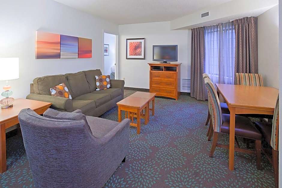 Staybridge Suites Minneapolis-Maple Grove By IHG
