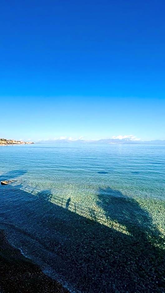 Alissachni SeaSide Hotel