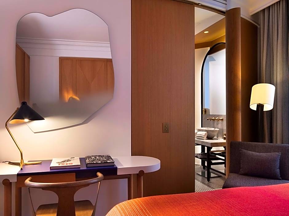 Hôtel Vernet Champs Elysées Paris