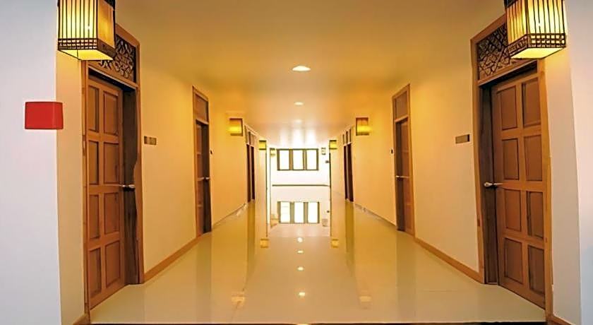 Sukkasem Hotel