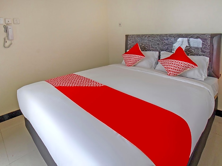 OYO 2753 Irma's Residence