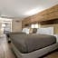 Best Western Plus St. Christopher Hotel