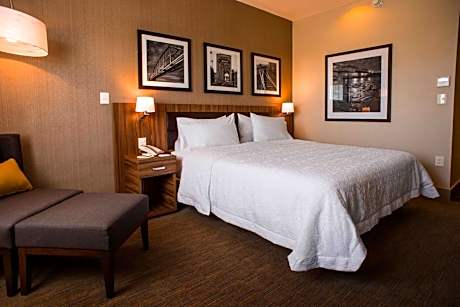 Executive King Room - Non-Smoking