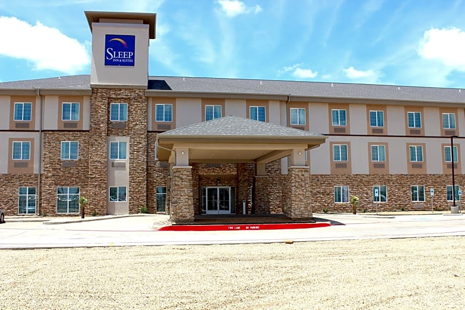 Sleep Inn & Suites