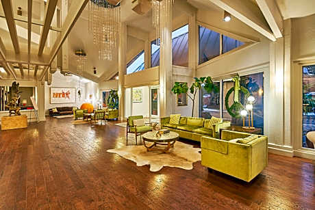 Ashland Hills Hotel & Suites