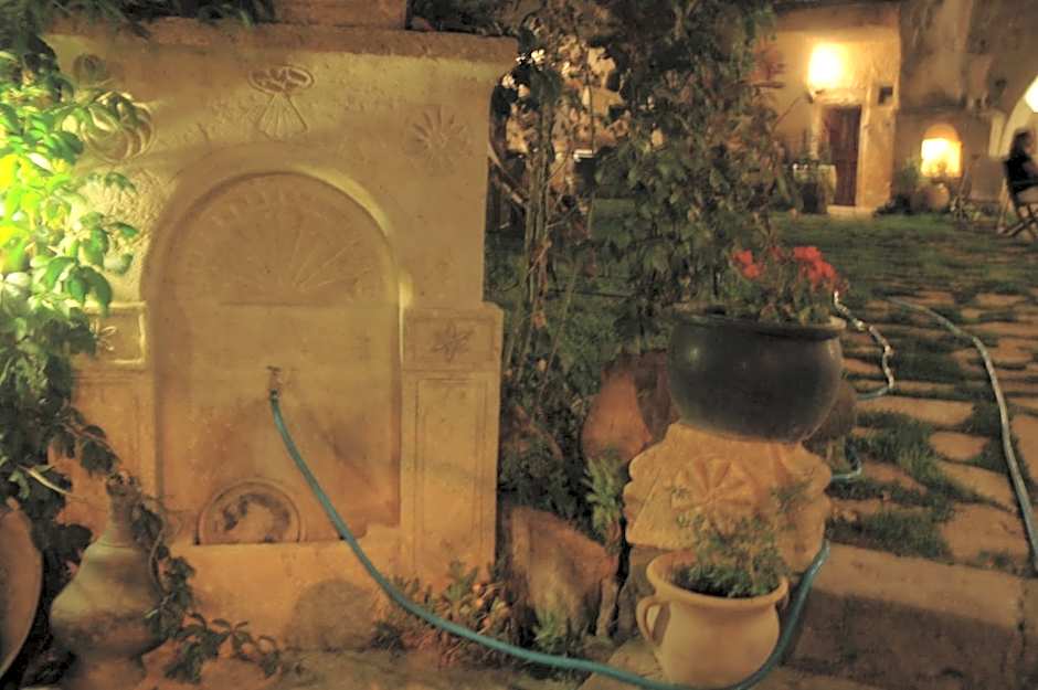 Elkep Evi Cave Hotel