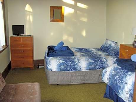 Double Room with 1 Double Bed and 1 Bunk Bed