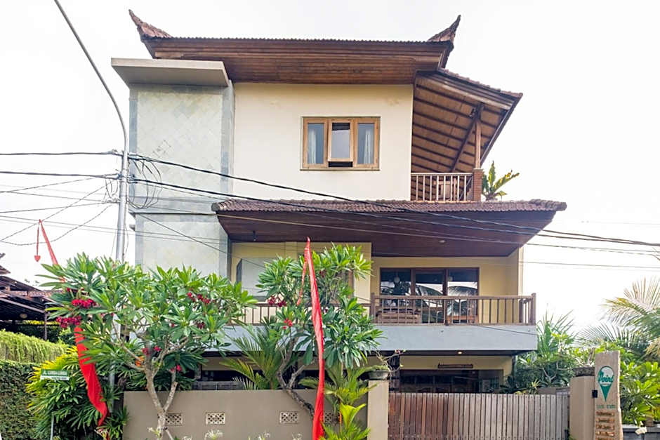 The point surfcamp Bali