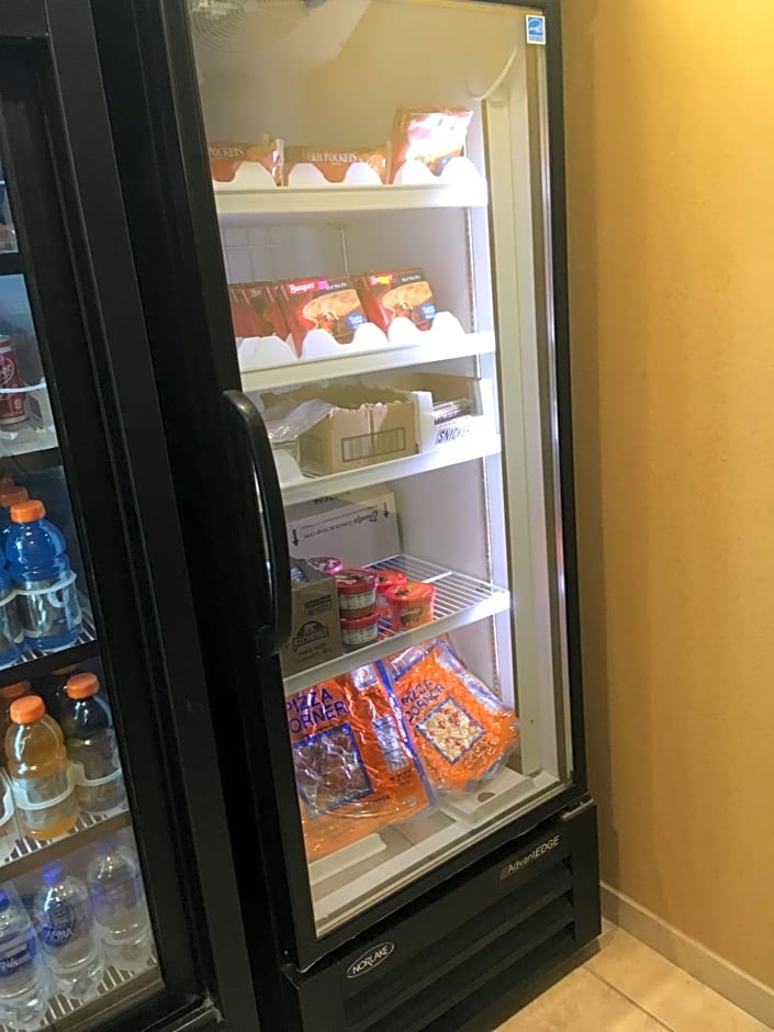 Cobblestone Inn & Suites Steele