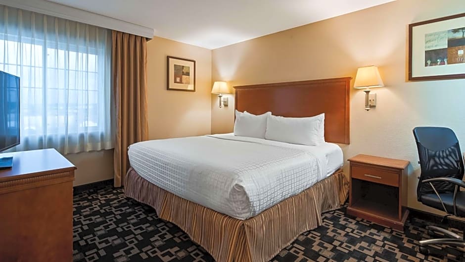 Best Western Plus Wausau-Rothschild Hotel