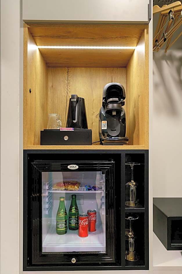 Kamienica no 111a Warsaw Airport