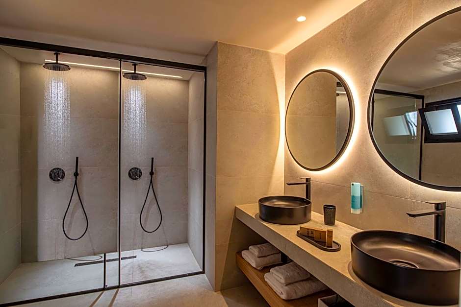 Indigo Suites Collection Adults Only