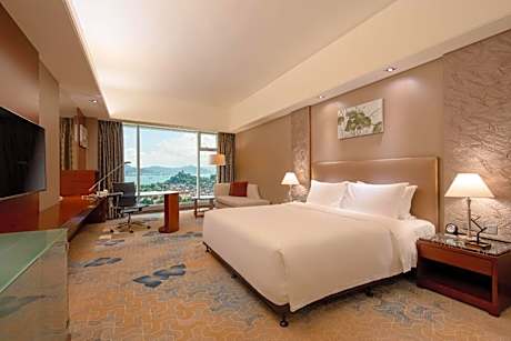 Executive Gulangyu Sea View King Room （Exclusive access to the Executive Club Lounge）