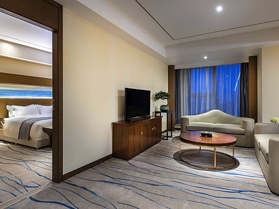 Novotel Qingdao New Hope