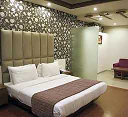 Hotel Narulas Aurrum