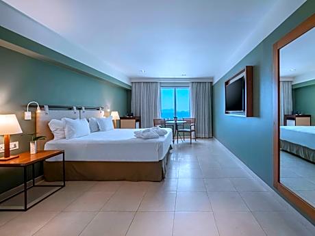 Executive King Room with Partial Frontal Sea View