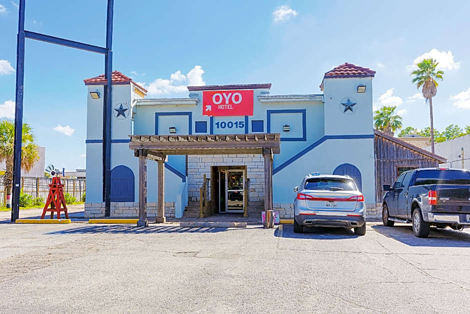 OYO Hotel Houston, TX near Medical Center NRG Stadium