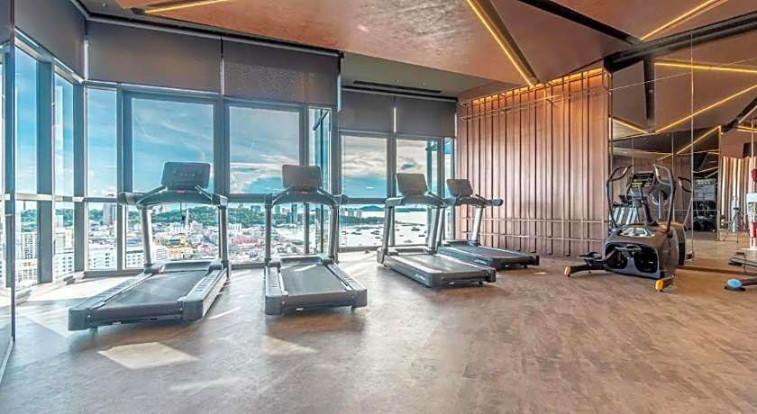 THE EDGE CENTRAL PATTAYA ??????????????????????? 