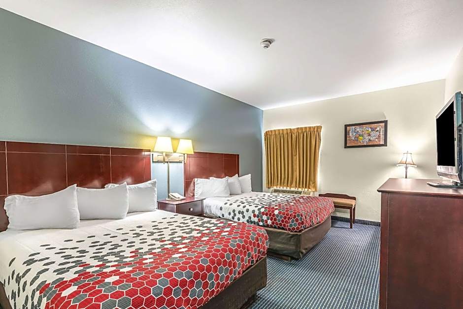 Econo Lodge Inn & Suites North Little Rock