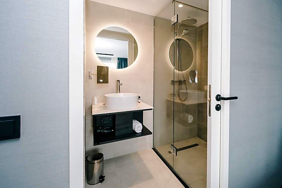 Amsterdam Beach Hotel