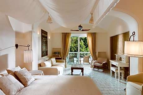 Deluxe Double Garden Side Room