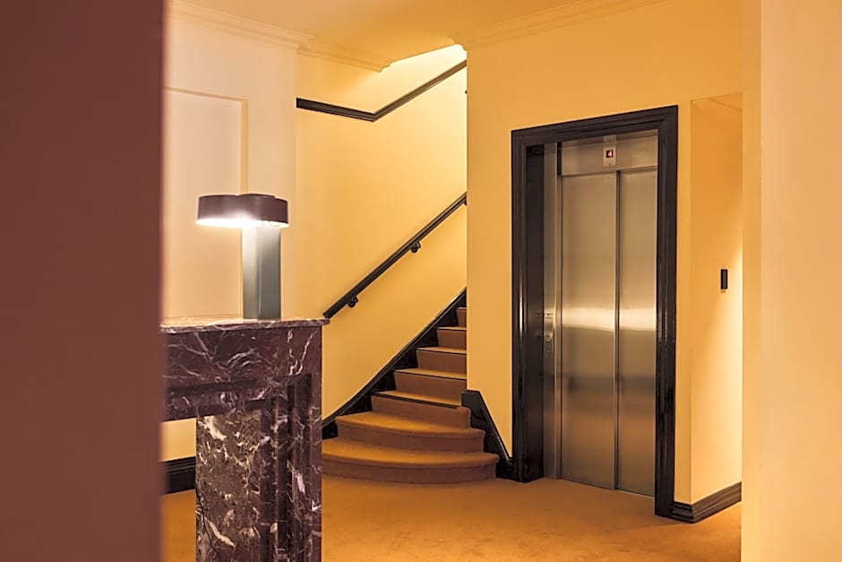 Hotel Diplomat Sydney