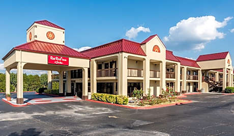 Red Roof Inn & Suites Clinton, TN
