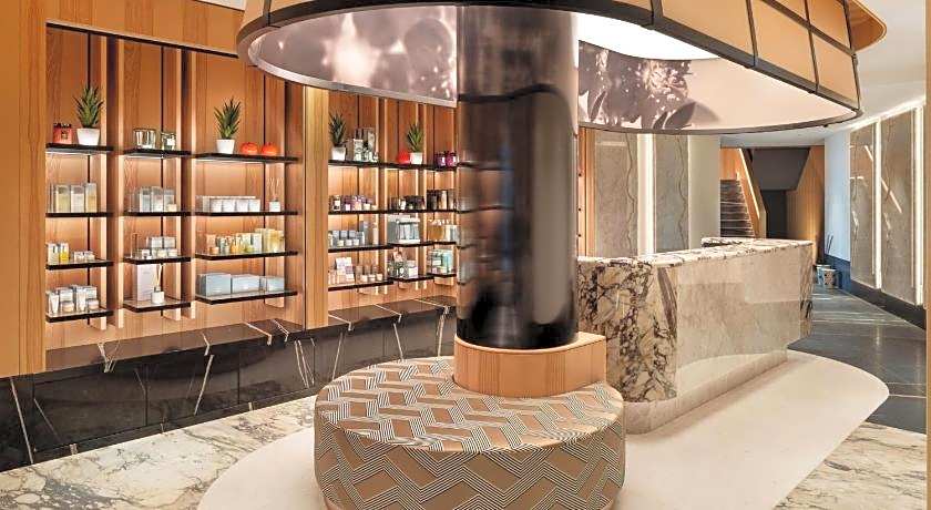 Paragraph Freedom Square, a Luxury Collection Hotel, Tbilisi