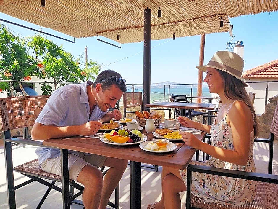Pyrgi Cretan Living & Spa - Suites & Wellness