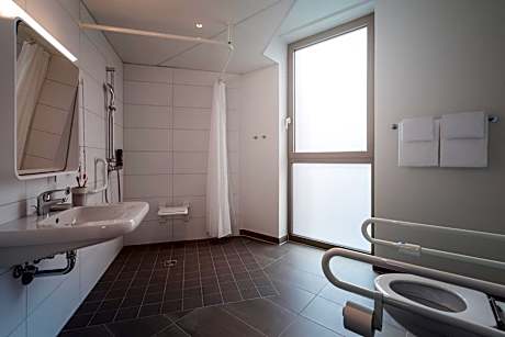 Premium Queen Room with City View - High Floor