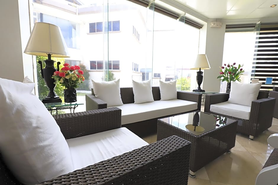 Alicia Hotel & Restaurant