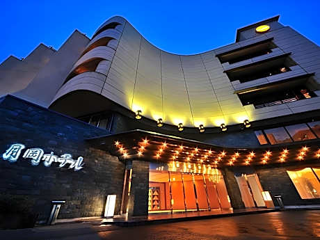 Tsukioka Hotel