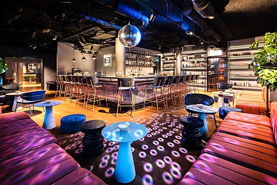 Me And All Hotel Berlin East Side