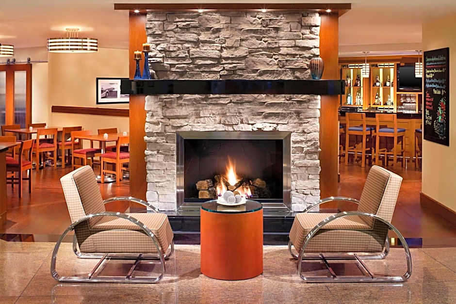 Four Points by Sheraton Hotel & Conference Centre Gatineau-Ottawa