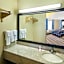 Super 8 by Wyndham Kingsville