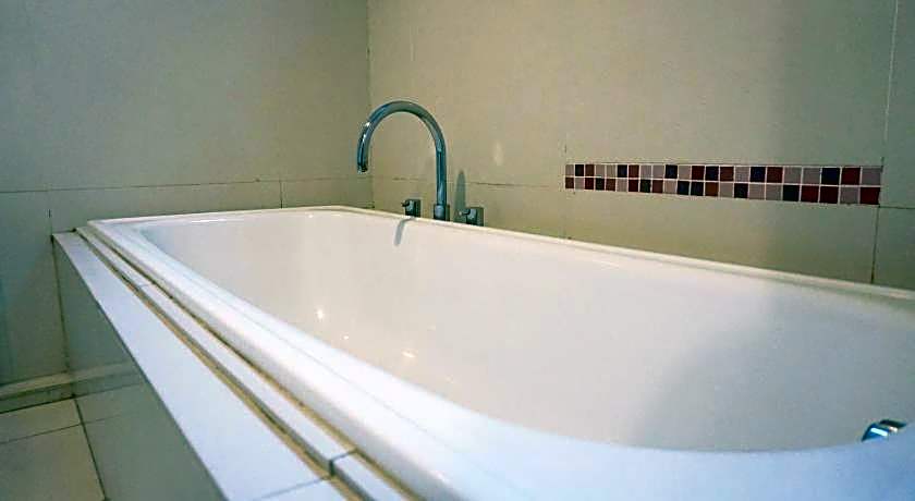 Conjioo Hotel Kuta Managed by MHM