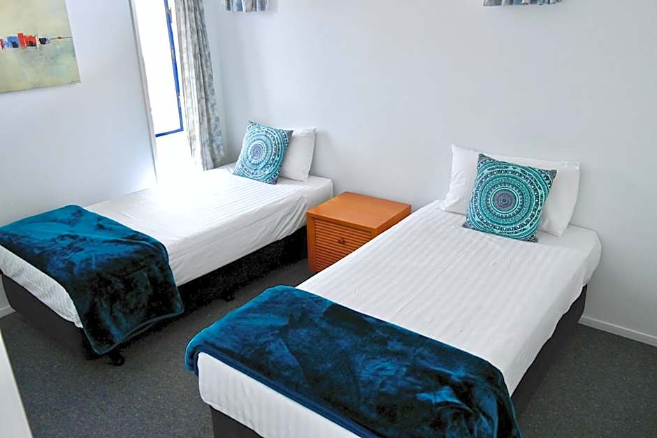 Bucklands Beach Waterfront Motel