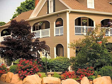 Bar Harbor Manor