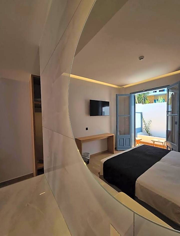 Nireus Hotel