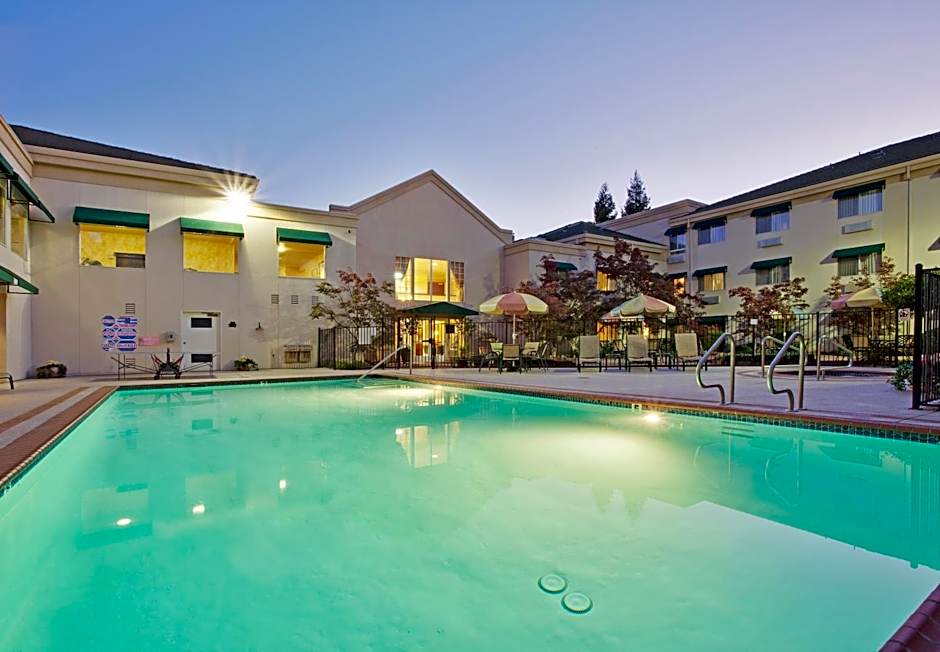 Holiday Inn Auburn By IHG