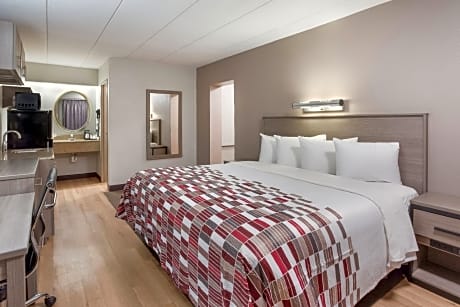 Spa Suite with King Bed