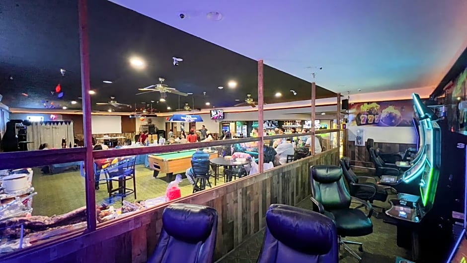 Pinckneyville Inn and Suites